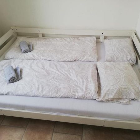 Beautiful, Spacious And Cheap Apartment Wina Bagian luar foto